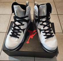 Load image into Gallery viewer, Jordan TR 97 WHITE Shoes/Size 15!
