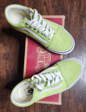 Load image into Gallery viewer, Vans Shoes/Size 7.5!
