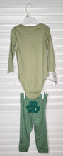 Load image into Gallery viewer, Carter&#39;s 2 Piece Onesie Set(18M)
