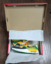 Load image into Gallery viewer, Nike OREGON DUCKS AIRMAX Shoes/Mens
