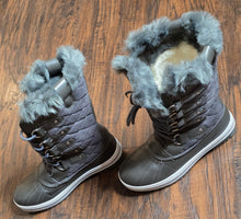 Load image into Gallery viewer, Polar Snow Boots
