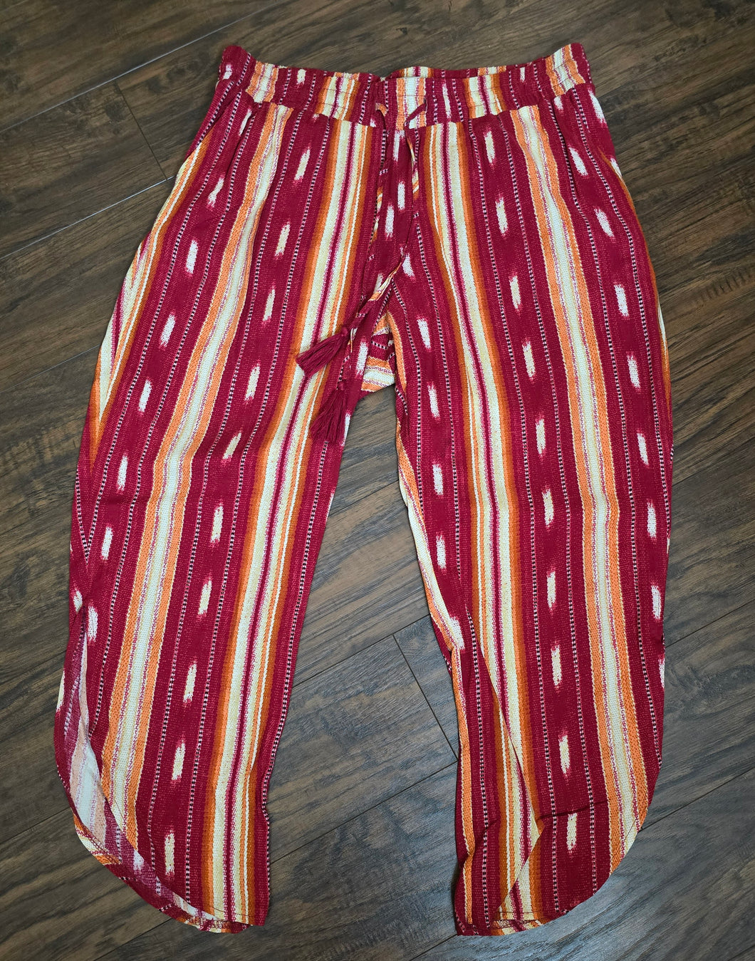 American Rag Capri Pants