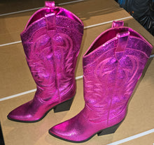 Load image into Gallery viewer, Nine West Sparkling Boots(Size7)
