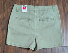 Load image into Gallery viewer, Epic Threads Shorts(Juniors12)
