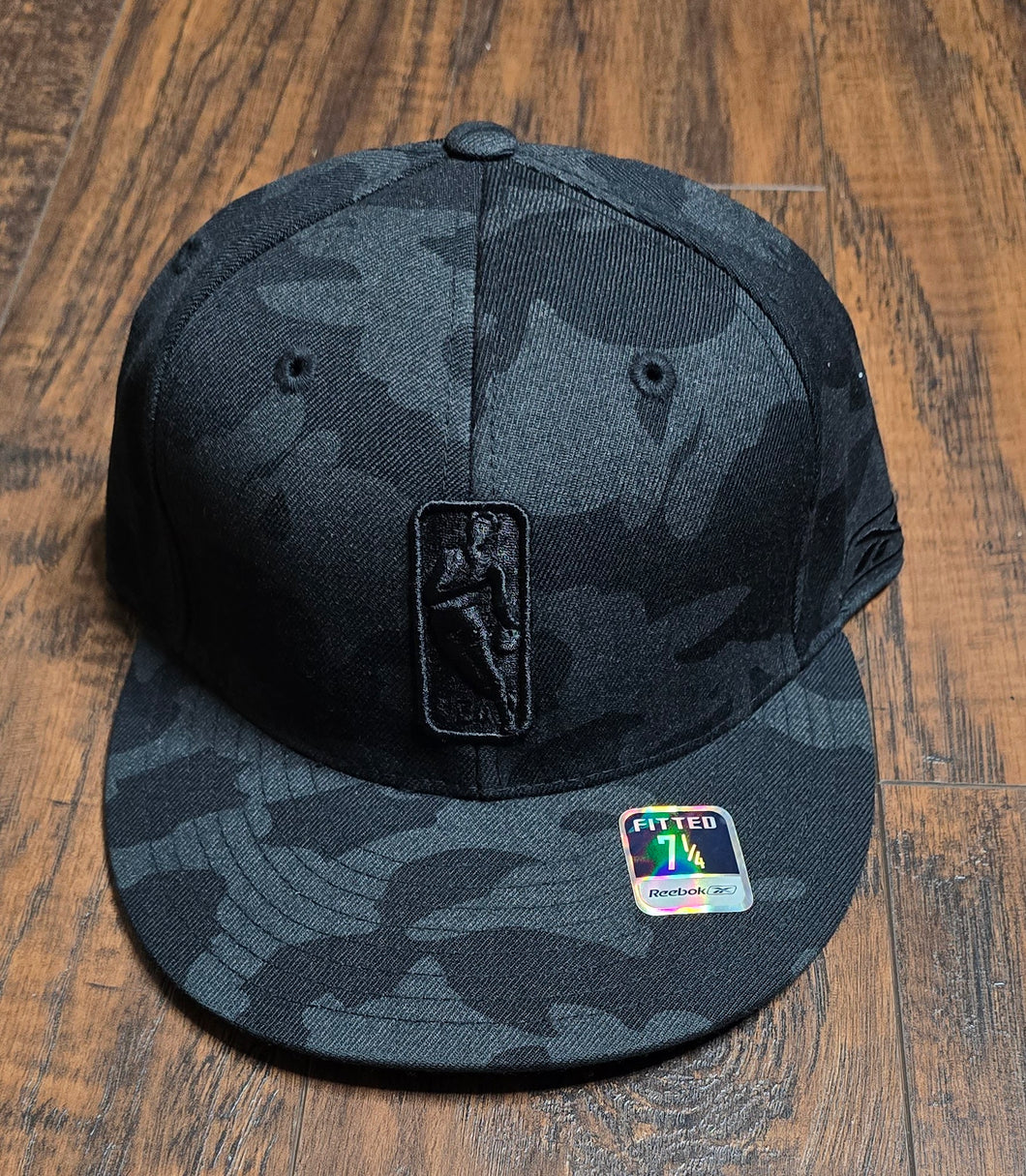 Reebok Fitted Hats(Mens7)&1.4)&1.8)