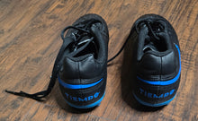 Load image into Gallery viewer, Nike Cleats(Kids2Y)
