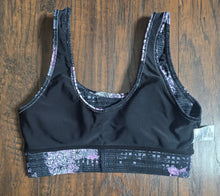 Load image into Gallery viewer, Cotton on Body Sports Bras(S/M)

