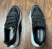 Load image into Gallery viewer, Daniel Patrick Velcro Panel Runner Shoes(Mens13)
