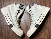 Load image into Gallery viewer, Converse DRKSTAR Chuck Taylor&#39;s Shoes(Mens13)
