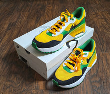 Load image into Gallery viewer, Nike Airmax Shoes(Mens9)
