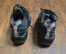 Load image into Gallery viewer, Nike AirMax 95 Shoes(Jrs/Y)6.5)
