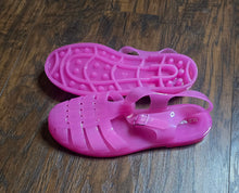 Load image into Gallery viewer, Old Navy Jelly Shoes(Size8)
