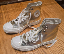 Load image into Gallery viewer, Converse All-Star Woman&#39;s METALLICA 70 High Shoes(Size5)
