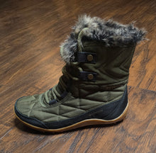 Load image into Gallery viewer, Columbia High-Top Waterproof Furlining Boots(Size5)
