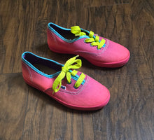 Load image into Gallery viewer, Lil BOBS From Skechers Shoes(12Y)
