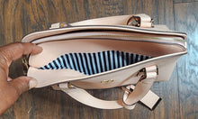 Load image into Gallery viewer, Love Purse
