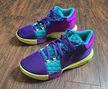 Load image into Gallery viewer, Nike Lebron Witness 8 BB Shoes(Mens10)
