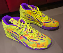 Load image into Gallery viewer, Puma x La Melo Ball- Dexter&#39;s Laboratory Shoes(Mens11&amp;12)
