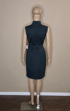Load image into Gallery viewer, Tommy Hilfiger Dress(Size6)
