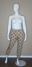 Load image into Gallery viewer, Karen-T Polka-Dot Design Shortsleeved Set with Pleats &amp; Pockets(Plus2XL)
