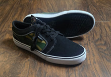 Load image into Gallery viewer, Maui &amp; Sons Vans Shoes(Mens11)
