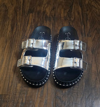 Load image into Gallery viewer, Jessica Simpsons Sandals(5.5)
