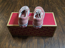 Load image into Gallery viewer, VANS Suede Shoes(Kids13(&amp;)2)
