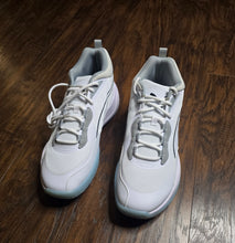 Load image into Gallery viewer, Puma Playmaker Pro Basketball Shoes(Mens14)
