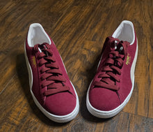 Load image into Gallery viewer, Puma Burgundy Suede Shoes(Mens8.5)
