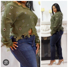 Load image into Gallery viewer, CLO Sweater Top(PlusLrg)
