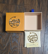 Load image into Gallery viewer, LV Script Earrings
