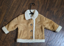 Load image into Gallery viewer, Old Navy Jacket(Kids6-12M)
