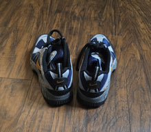 Load image into Gallery viewer, Nike Air Humara QS Shoes(Kids4)

