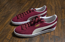 Load image into Gallery viewer, Puma Burgundy Suede Shoes(Mens8.5)
