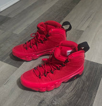 Load image into Gallery viewer, Fire Red Retro 10(Women&#39;s 8)
