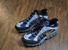 Load image into Gallery viewer, Nike Air Humara QS Shoes(Kids4)
