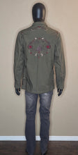 Load image into Gallery viewer, Marc Ecko Long-Sleeve Shirt/Jacket(MensMed/FitsLrg)
