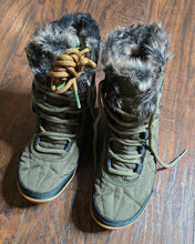 Load image into Gallery viewer, Columbia High-Top Waterproof Furlining Boots(Size5)
