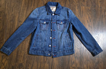 Load image into Gallery viewer, True Religion Denim Jacket(MensSmall)
