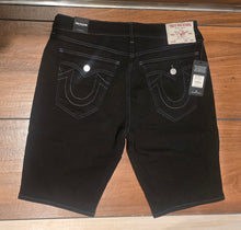 Load image into Gallery viewer, True Religion Rickey Relaxed Straight Jean Shorts(Mens32,34,38)
