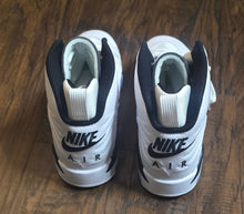 Load image into Gallery viewer, Air Jordan Jumpman MVP12 Shoes(Jrs/Mens6.5Y)
