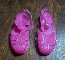 Load image into Gallery viewer, Old Navy Jelly Shoes(Size8)
