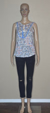Load image into Gallery viewer, Lucky Brand Top(Small)

