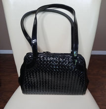 Load image into Gallery viewer, Sondra Roberts Purse
