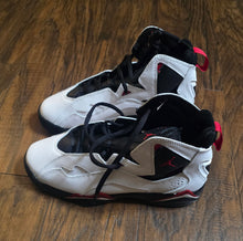 Load image into Gallery viewer, Air Jordan True Flight White, Black, &amp; Red Shoes(JuniorsB5Y)G6.5)
