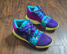 Load image into Gallery viewer, Nike Lebron Witness 8 BB Shoes(Mens10)
