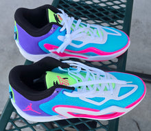 Load image into Gallery viewer, Jordan Tatum 1 &quot;Wave Runner&quot;Shoes(Mens12)

