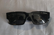 Load image into Gallery viewer, VERSACE Loc&#39;s Sunglasses(Unisex)
