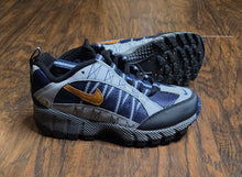 Load image into Gallery viewer, Nike Air Humara QS Shoes(Kids4)
