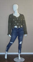 Load image into Gallery viewer, CLO Sweater Top(PlusLrg)
